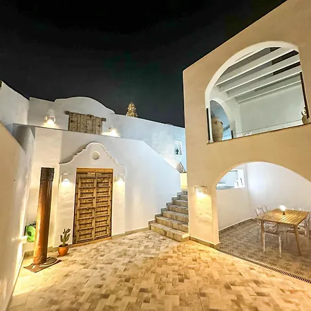 Holiday home Designer Styled Townhouse With Pool Dom01 *