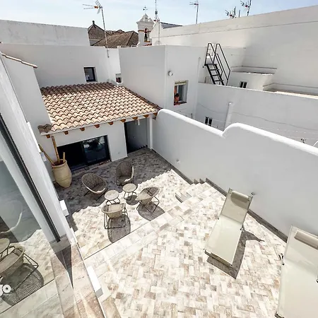 Holiday home Designer Styled Townhouse With Pool Dom01