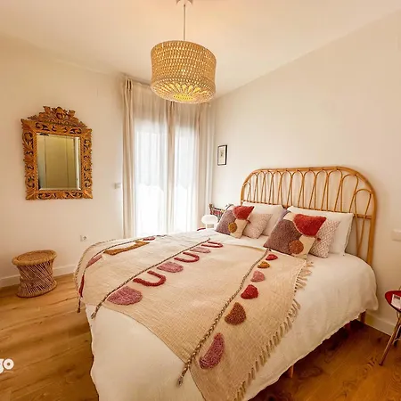 Designer Styled Townhouse With Pool Dom01 Aiamonte