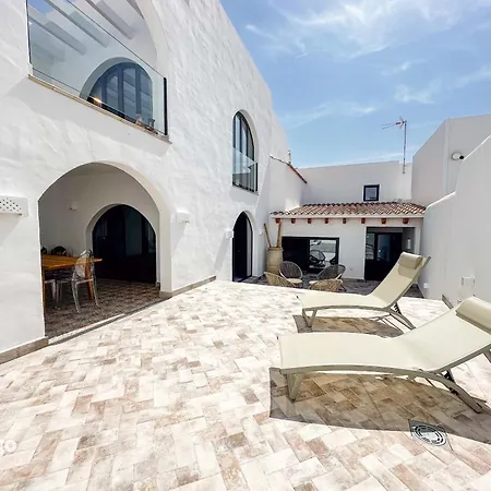 Casa de Férias Designer Styled Townhouse With Pool Dom01